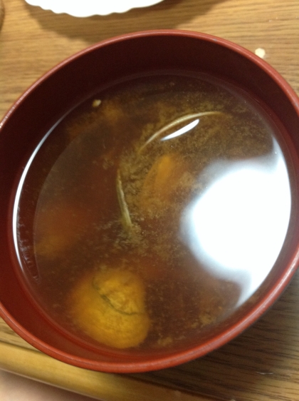 こんばんは。
スープや味噌汁って写すのが難しいですよね。
とても美味しくいただきました。
有難うございます。