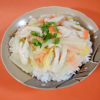 【簡単でヘルシー】白菜とちくわの中華丼
