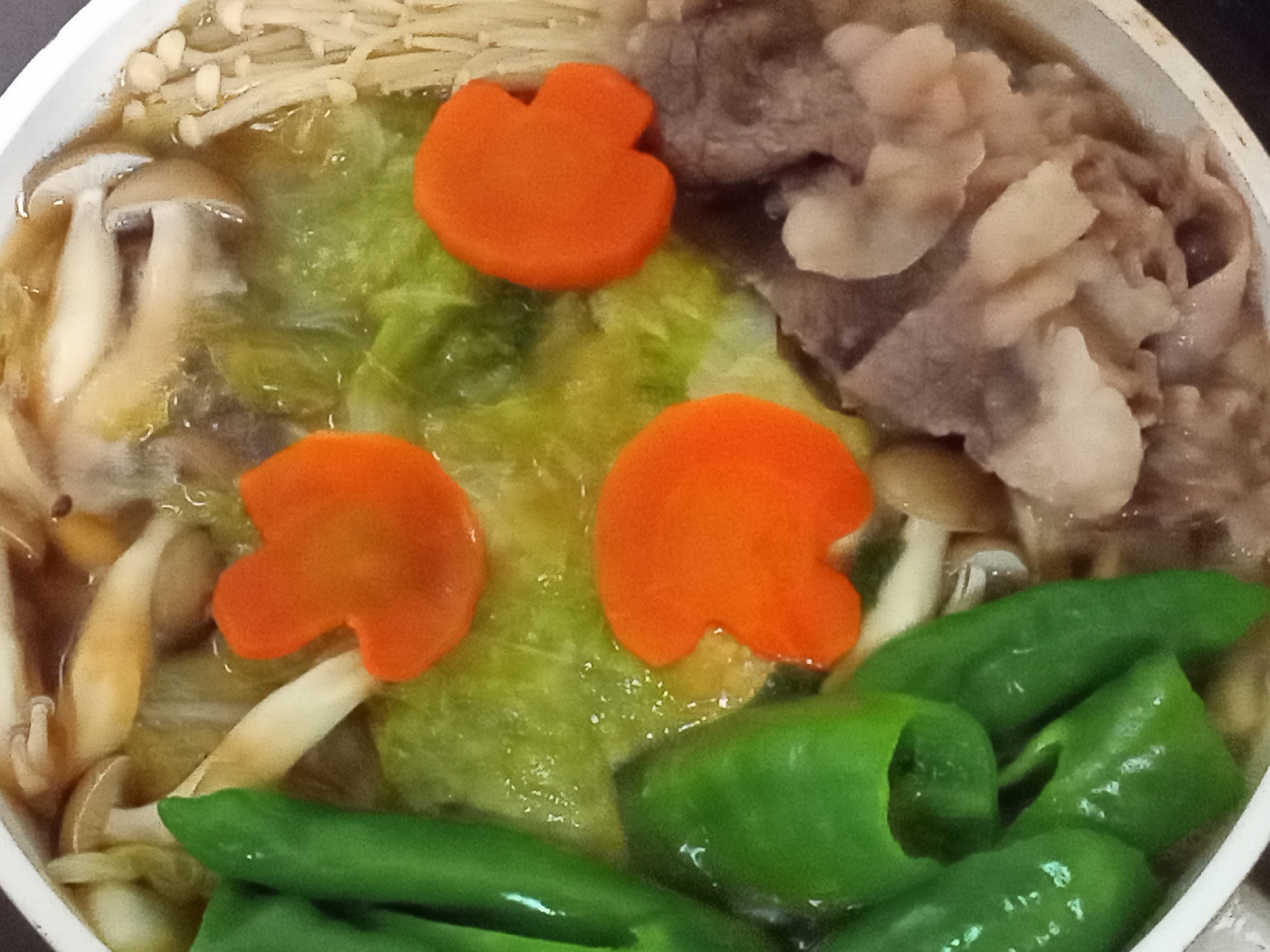 白菜☆豆腐☆きのこ☆牛蒡☆バラ肉deすき煮