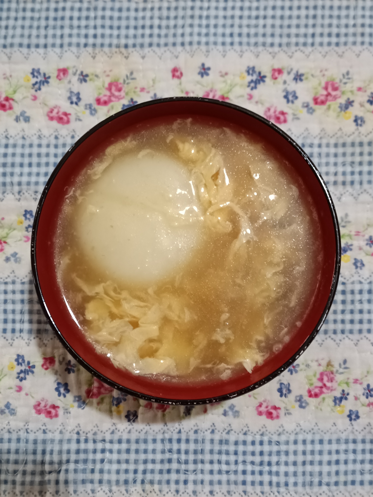 ぽたぽたいももちの入った中華スープ★