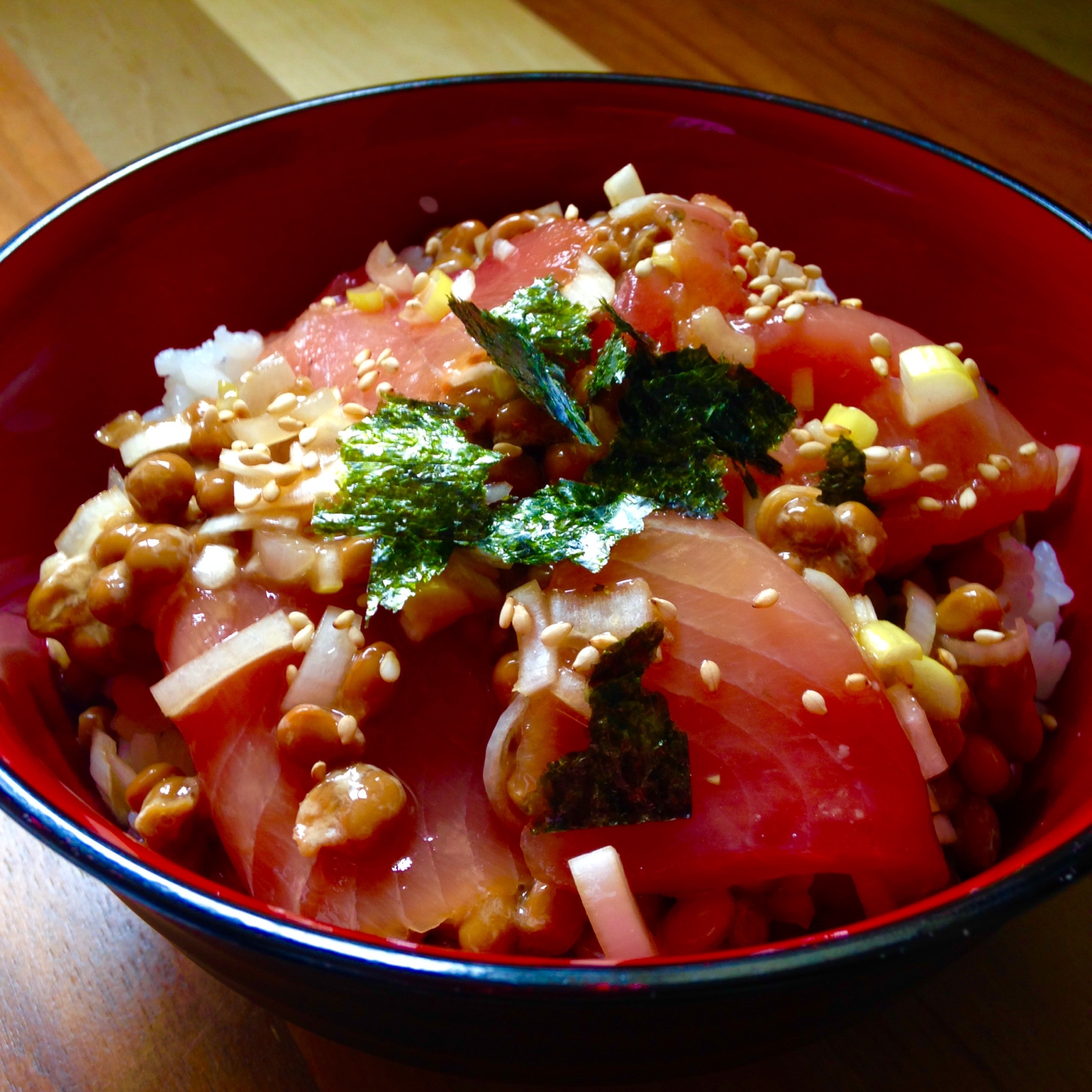 ごま油香るマグロ納豆丼★