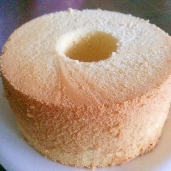 シフォンケーキ 簡単だよ 15cm レシピ 作り方 By Spring 楽天レシピ シフォンケーキ 簡単だよ 15cm レシピ 作り方 By Spring 楽天レシピ