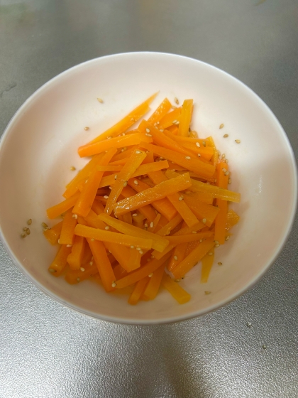 お弁当に★レンジで簡単人参ナムル