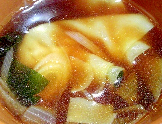 【中華ごま】茹で汁で簡単ワンタンスープ