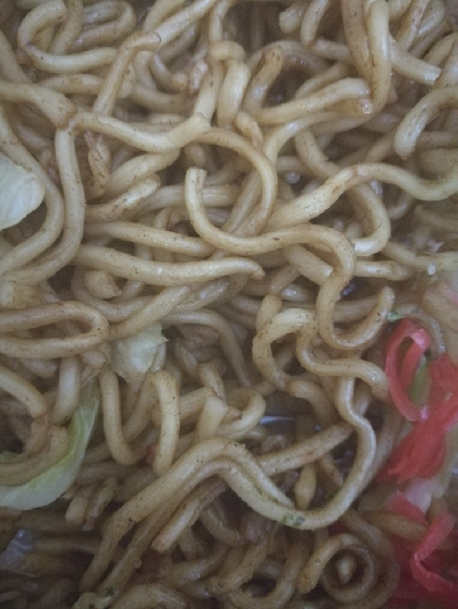 電子レンジで 3 分ソース焼きそば