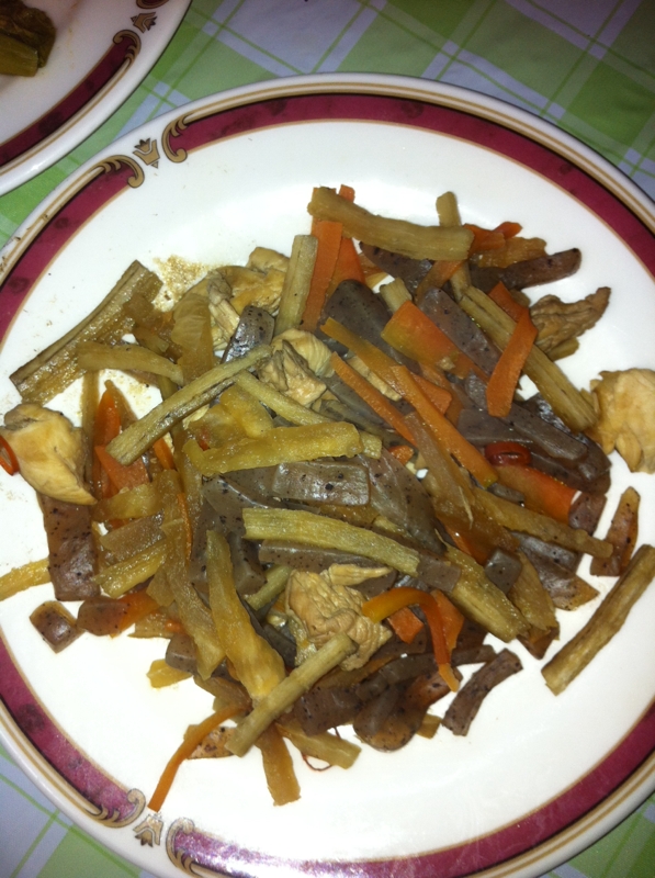 作りおきOK♬鶏肉＆根菜の中華炒め