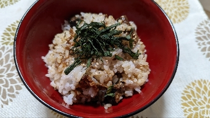 いわしの水煮缶で　いわしの梅しそ混ぜご飯