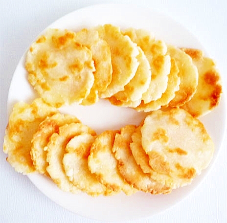 米粉とフライパンで作る チーズ煎餅 レシピ 作り方 By Liqueur 楽天レシピ 米粉とフライパンで作る チーズ煎餅 レシピ 作り方 By Liqueur 楽天レシピ