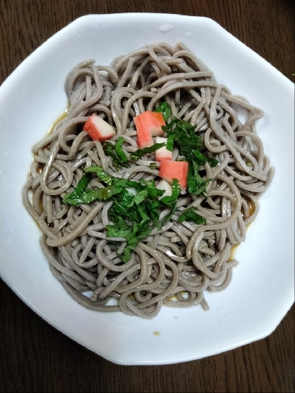 カニカマと小ねぎの冷やし蕎麦