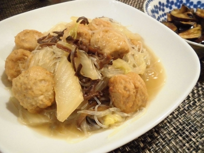 市販の肉団子と白菜春雨の中華煮