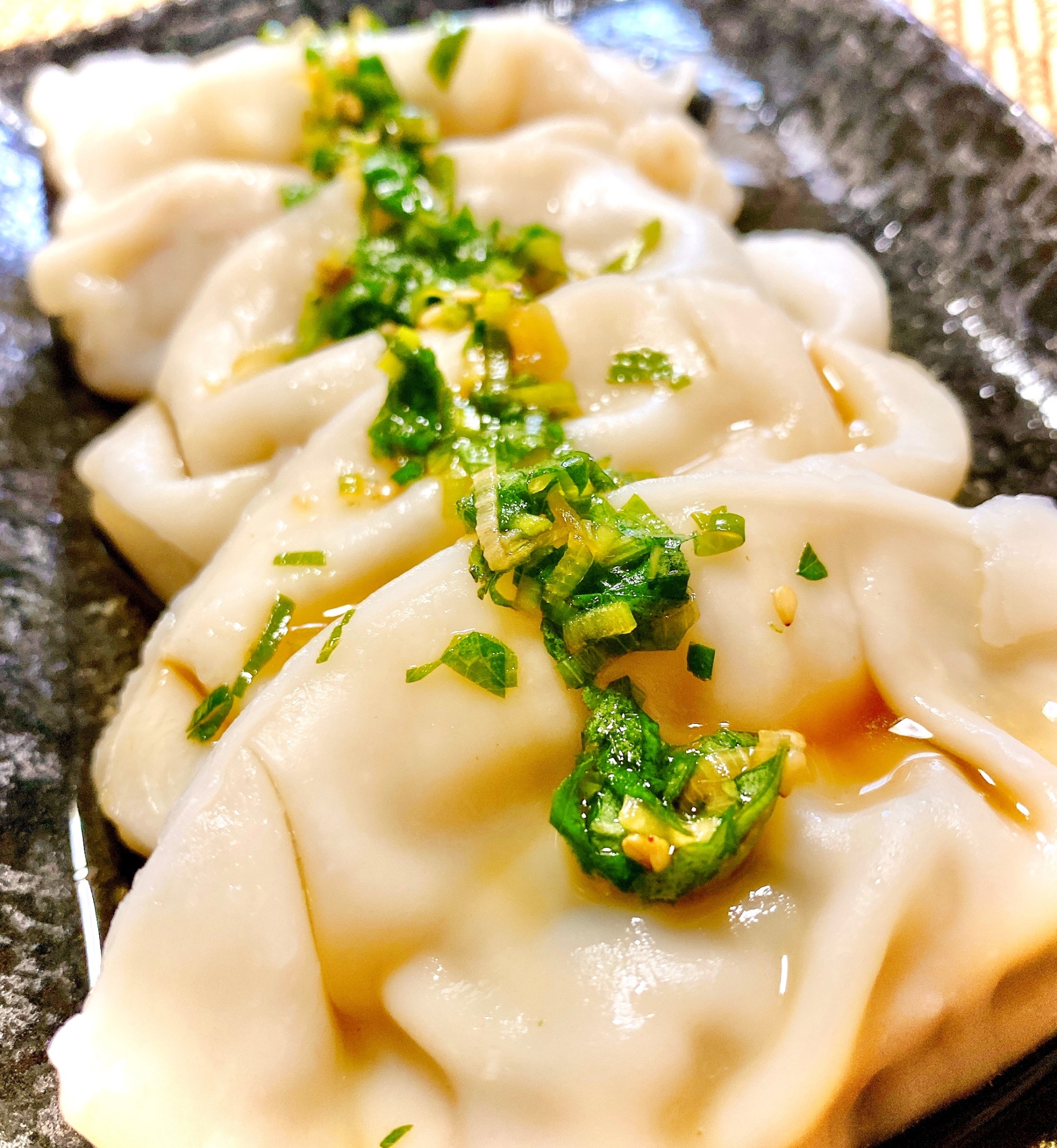 つるんと喉越し♪夏は冷やし水餃子