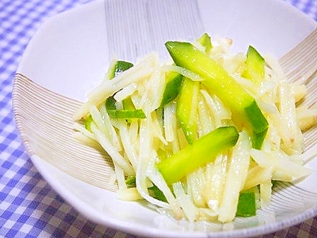 じゃが芋ときゅうりの酢の物♪シャキ食感♪