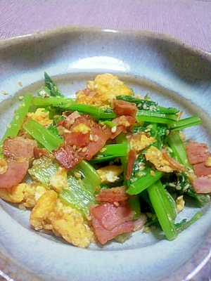 簡単！小松菜とベーコンの炒め物