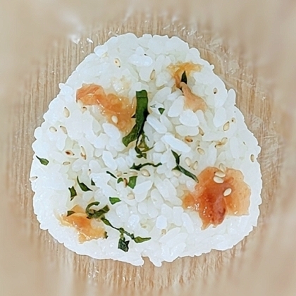 おにぎりアレンジ 梅干&高菜漬け