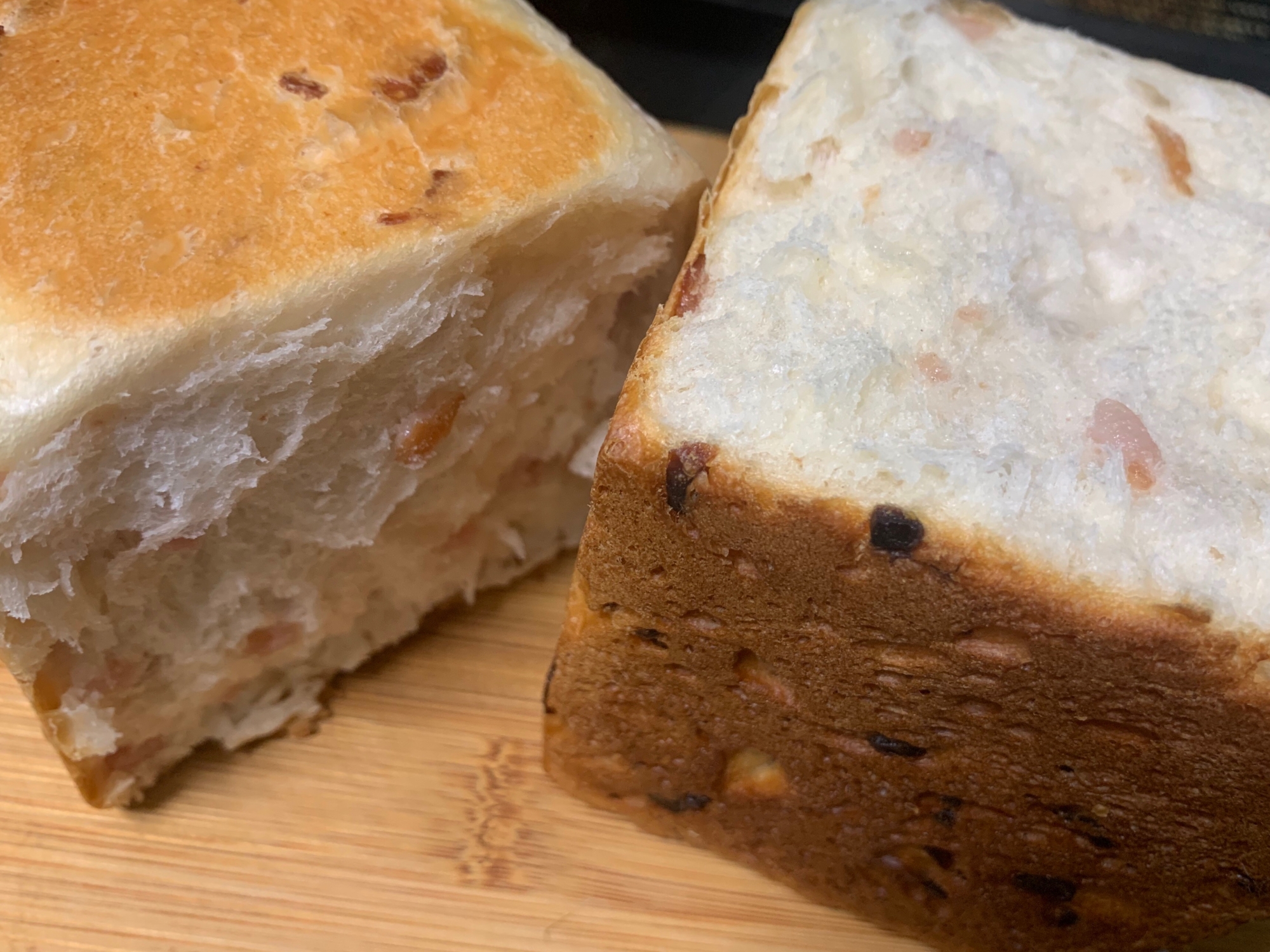 朝食におススメ‼ 練り込みウインナー食パン