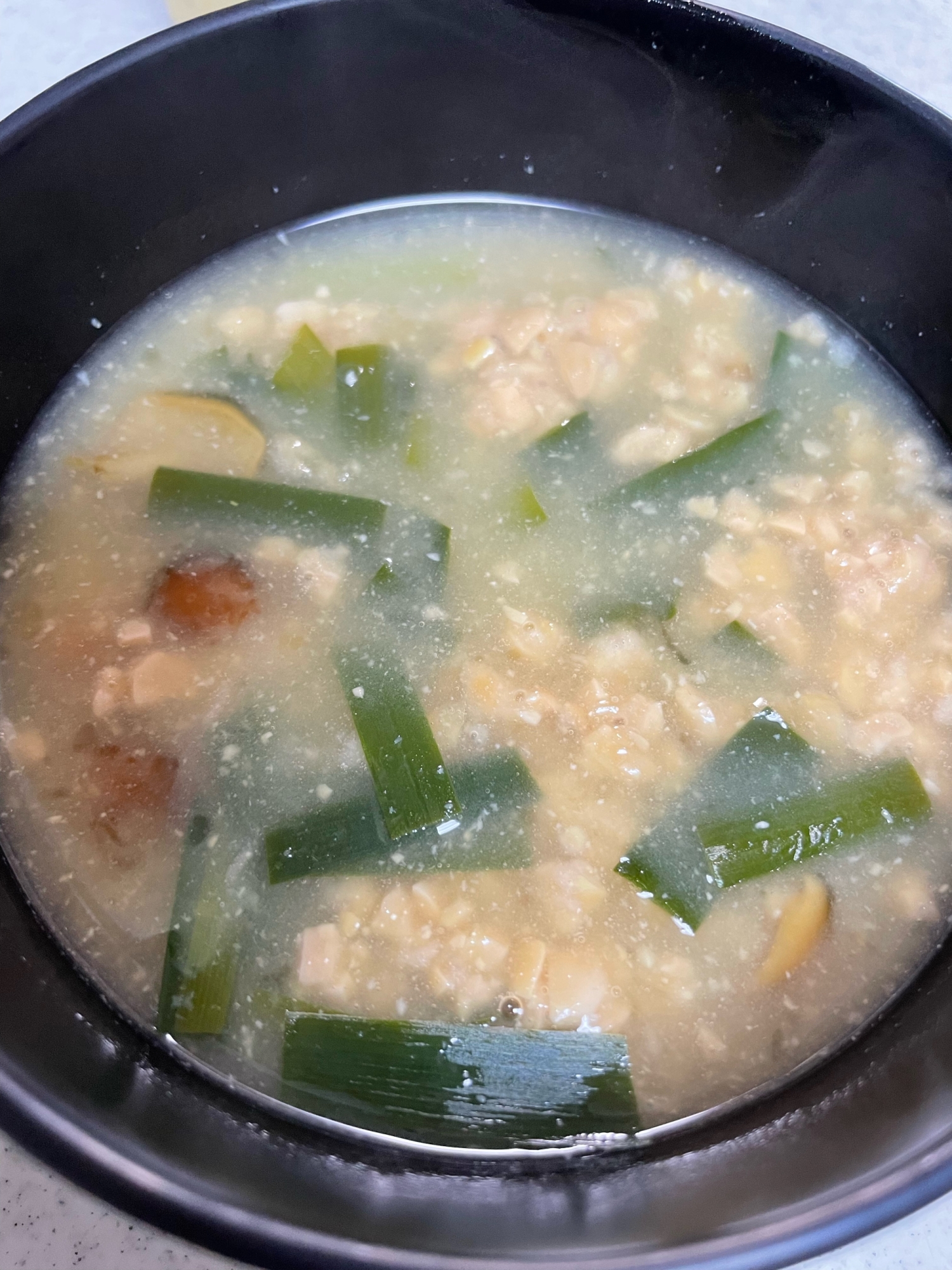 ニラとなめこ入り納豆汁