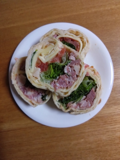 トルティーヤでラップサンド