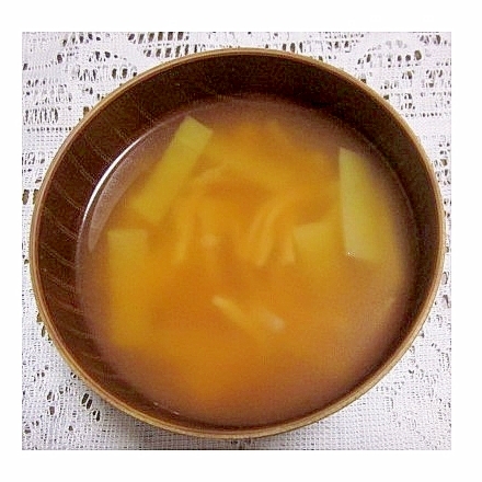 だいこんとえのきの味噌汁（鰹だし）