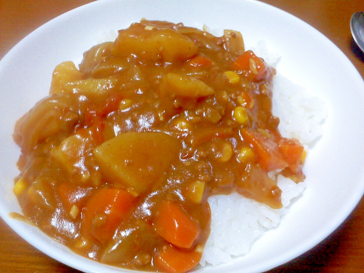 ホールトマト入りカレー