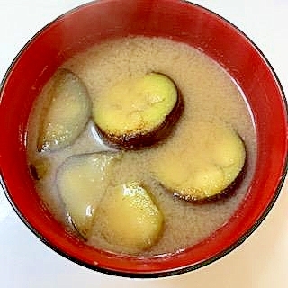 炒めなすの　味噌汁