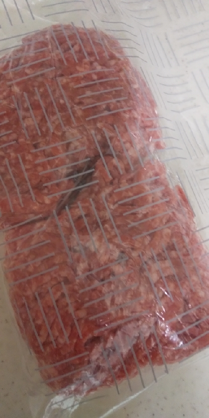 ピーマンの肉詰め用に買ってきました～♪取り急ぎ冷凍保存で～す☆助かるレシピありがとうございましたﾟ+.ﾟ(´▽`人)ﾟ+.ﾟ