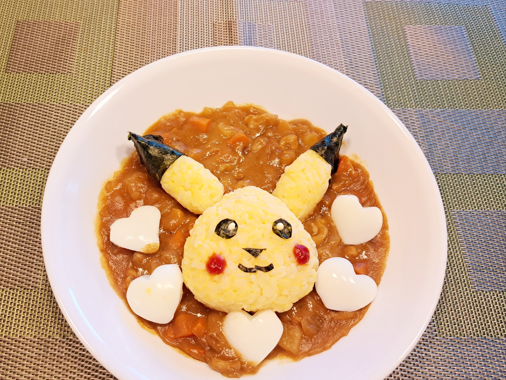 お誕生日やパーティーに！ピカチュウ カレー