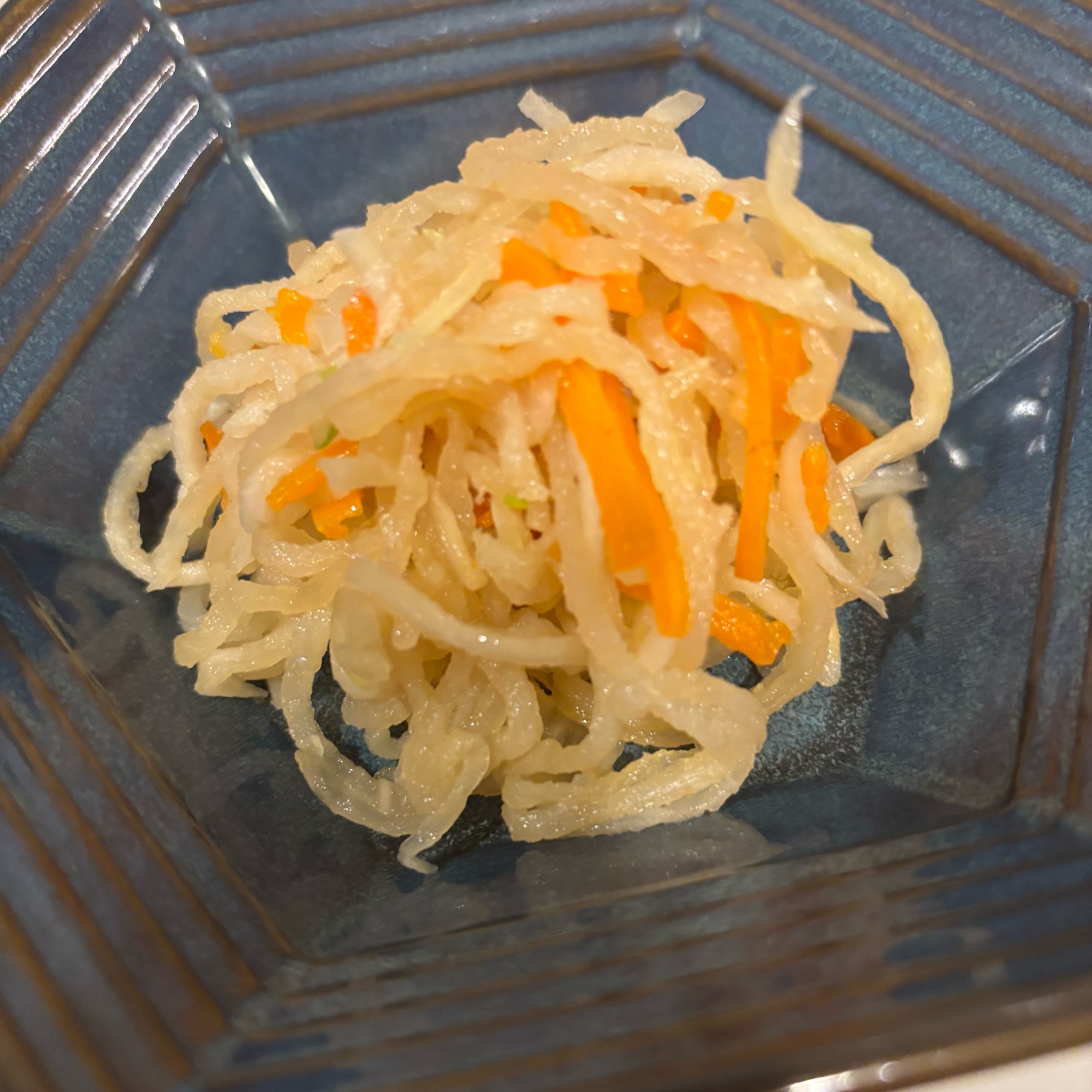 切り干し大根ごま油サラダ