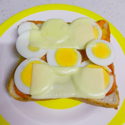 おはようございます
オーロラソースで、美味しいトーストでした
今朝は早く出勤なので、朝食で頂きました