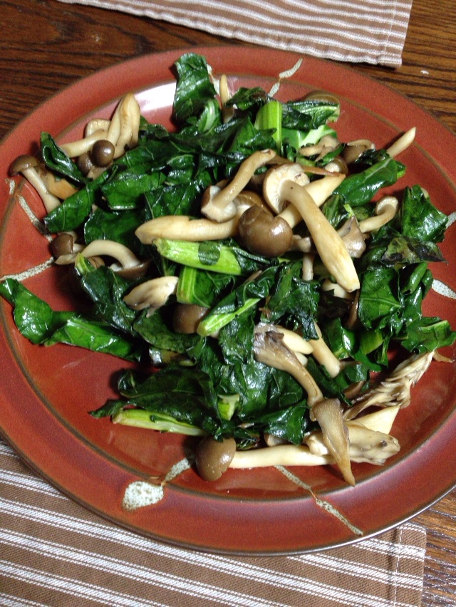 ブロッコリーの葉とキノコ炒め レシピ 作り方 By Marochan 楽天レシピ ブロッコリーの葉とキノコ炒め レシピ 作り方 By Marochan 楽天レシピ