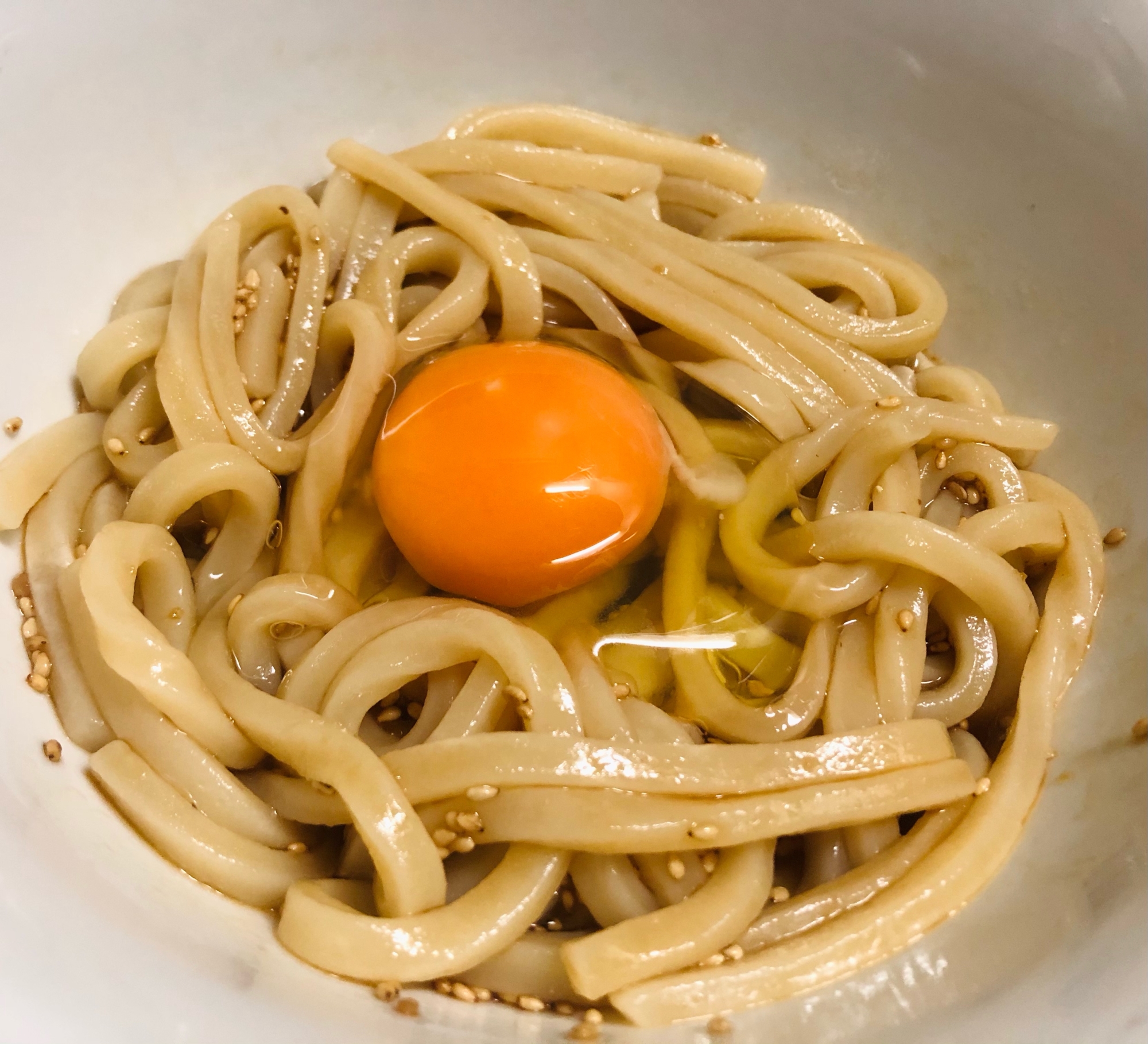 電子レンジで簡単！ぶっかけ釜玉うどん