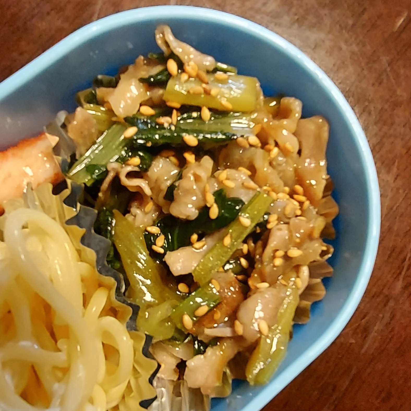 お弁当おかず☆豚バラ肉と小松菜の甘辛炒め