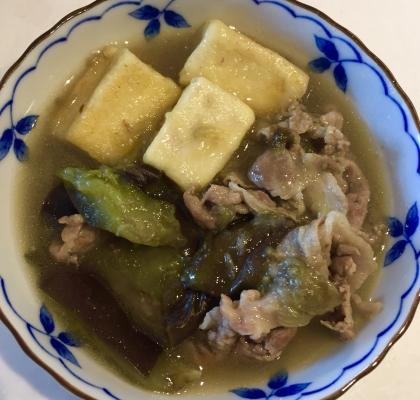 高野豆腐は普通に煮たことしかなかったです。いつもと食感が違って、とても美味しかったです(o^^o)