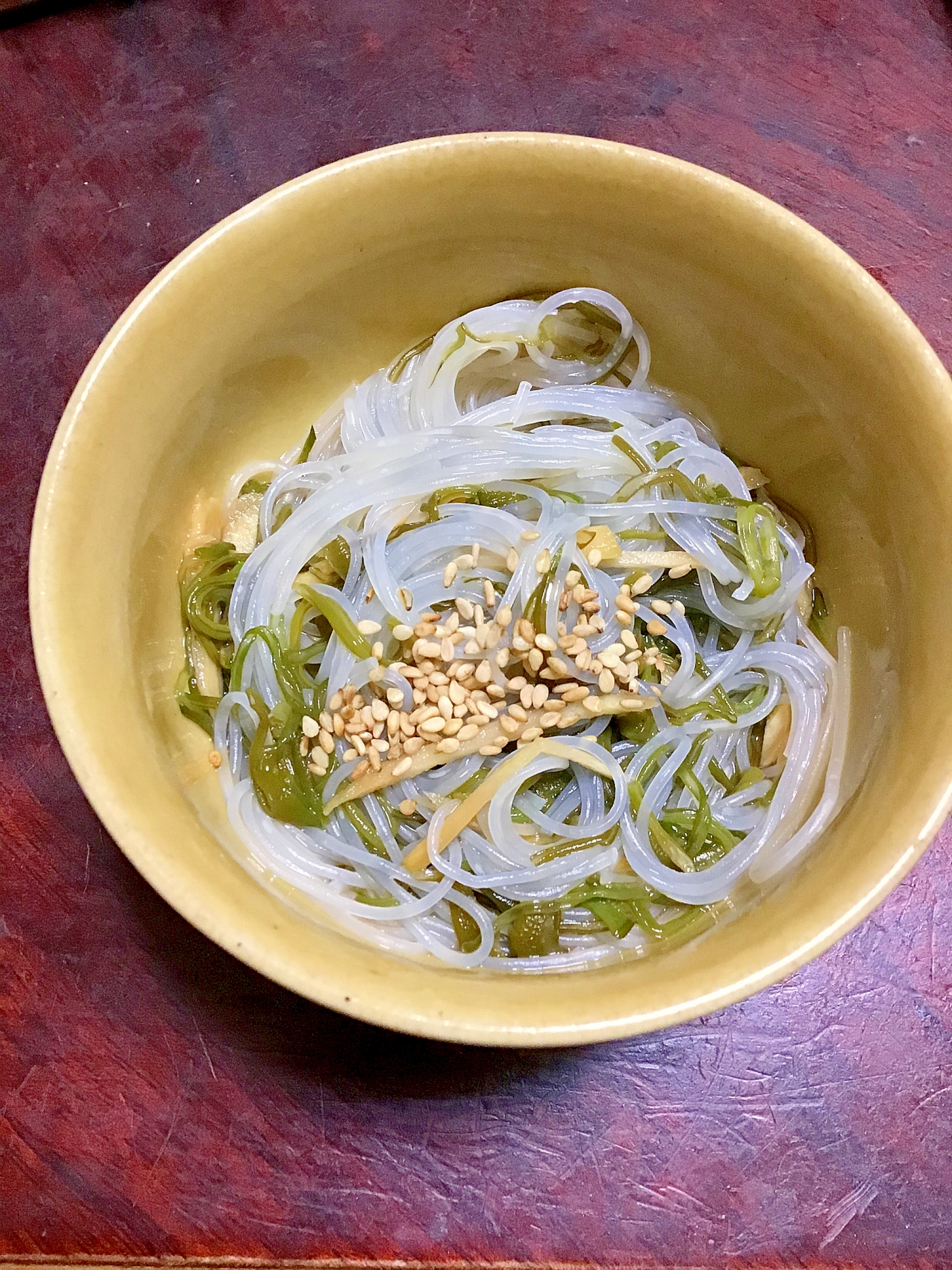 春雨のメカブ和え（生姜・ポン酢味）