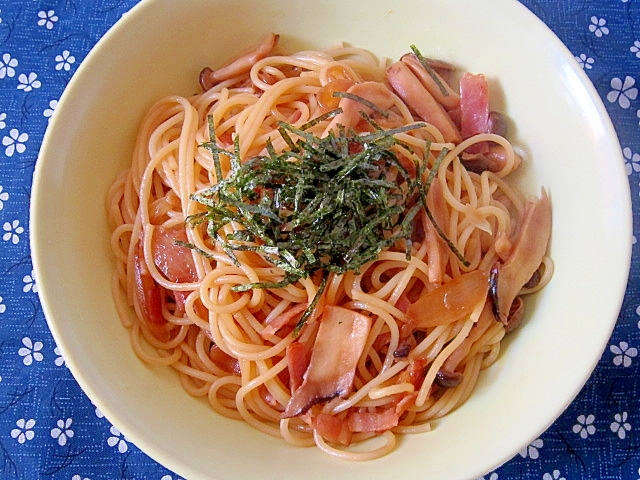しめじとエリンギとベーコンの和風スパゲティ
