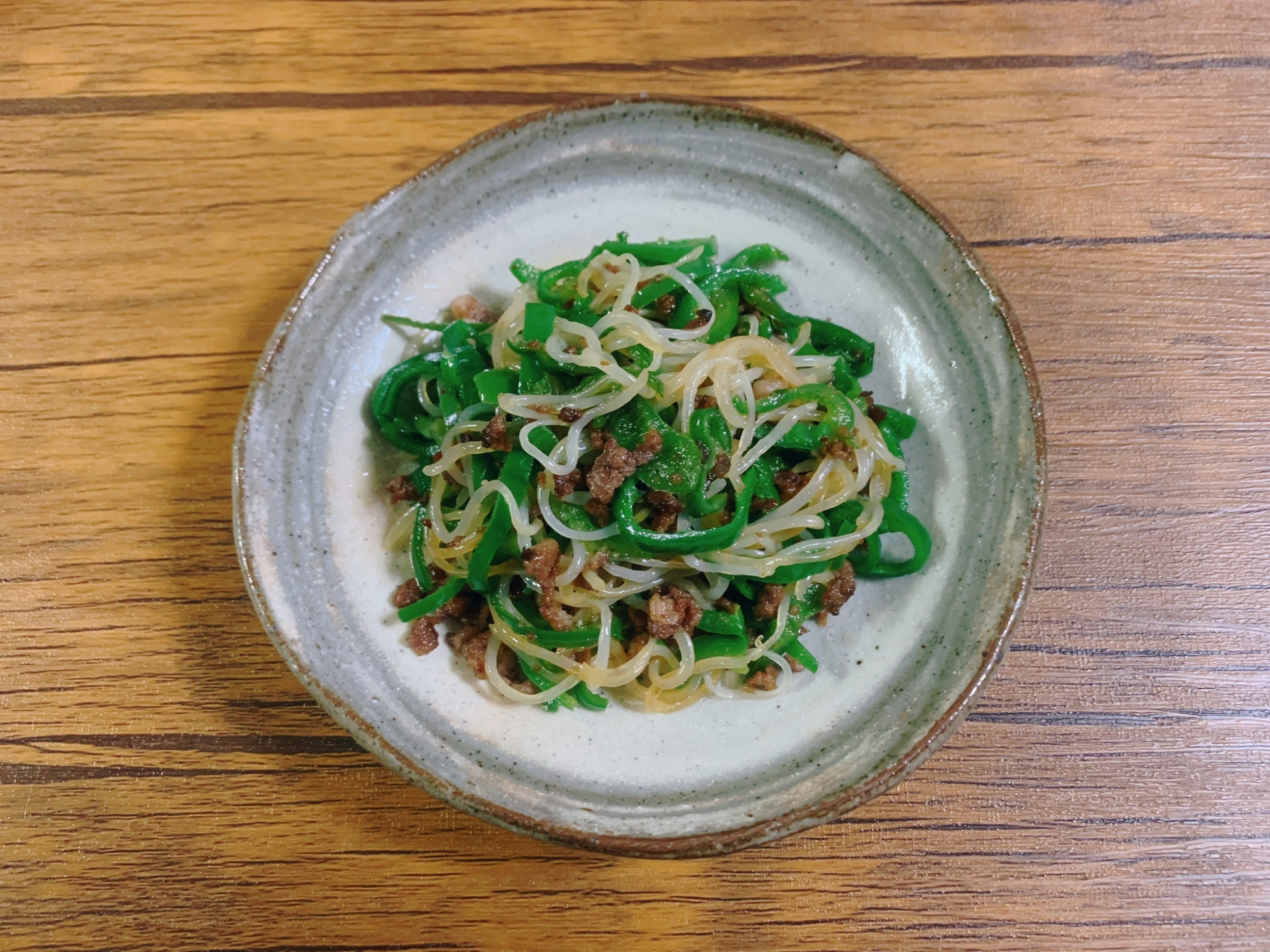 ヘルシー簡単♪ピーマンと白滝のひき肉炒め