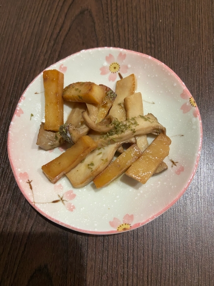 エリンギとじゃが芋のバター醤油炒め レシピ 作り方 By Aoi 楽天レシピ