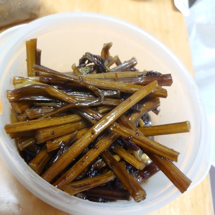 八百屋で蕨をゲットしたので作ってみました♪ご飯の常備菜としてリピートしたいです！