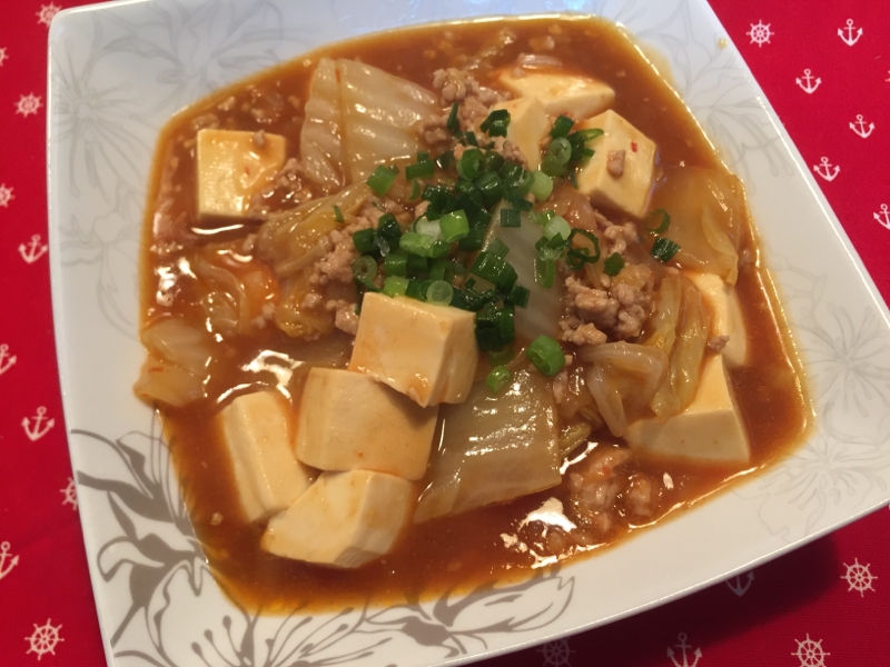 ご飯に乗せて食べたい！簡単麻婆白菜