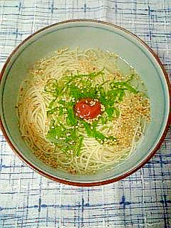 お鍋ひとつで☆梅しそ温素麺☆