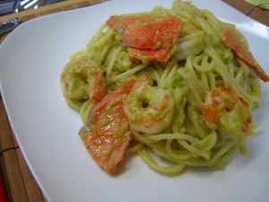 エビとスモークサーモンのアボカドパスタ レシピ 作り方 By Lemming 楽天レシピ