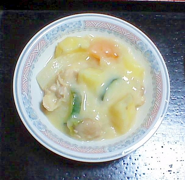 クリームシチュー（ズッキーニ・にんじんetc..）