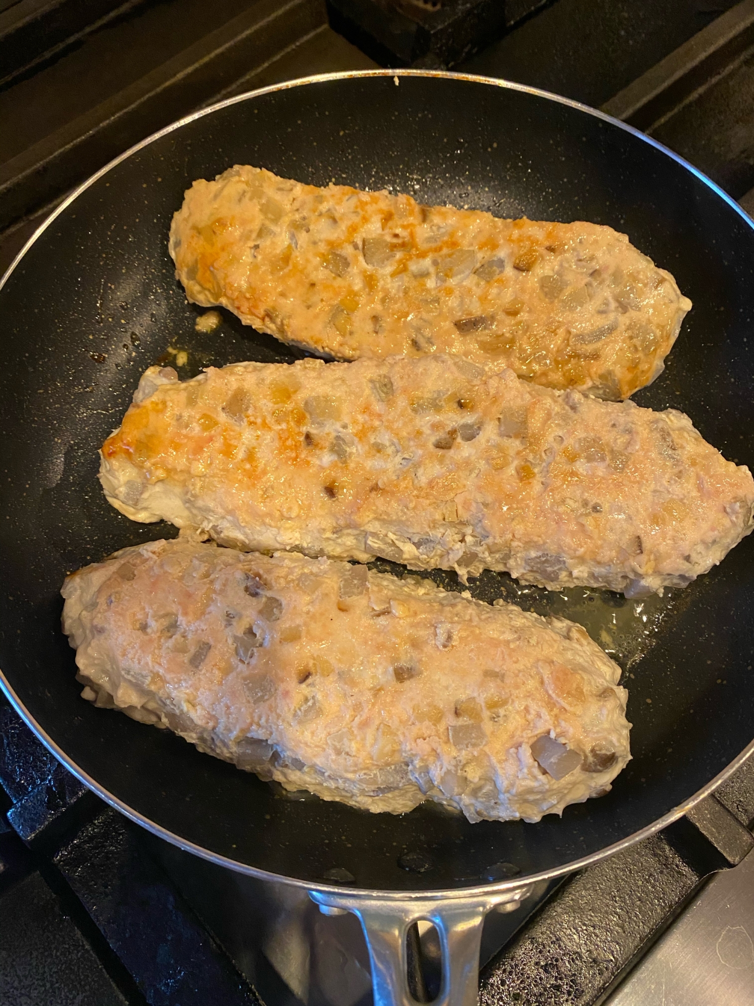 鶏ひき肉とエリンギ、レンコンのミートローフ