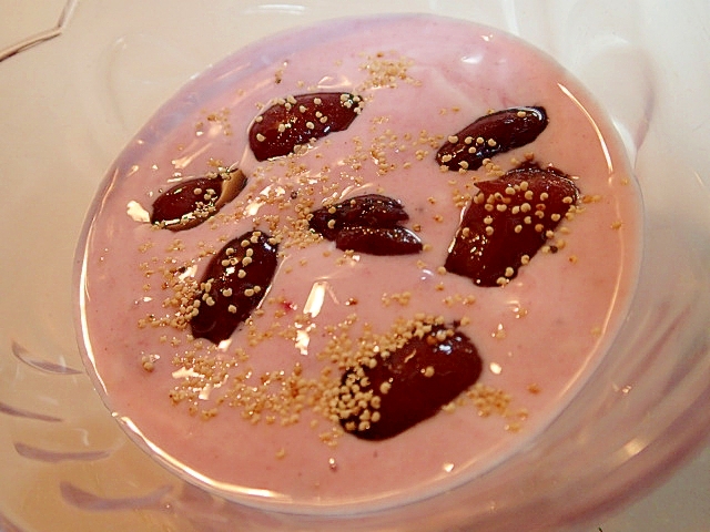 金時豆とケシの実のオートミール紫芋ヨーグルト♪