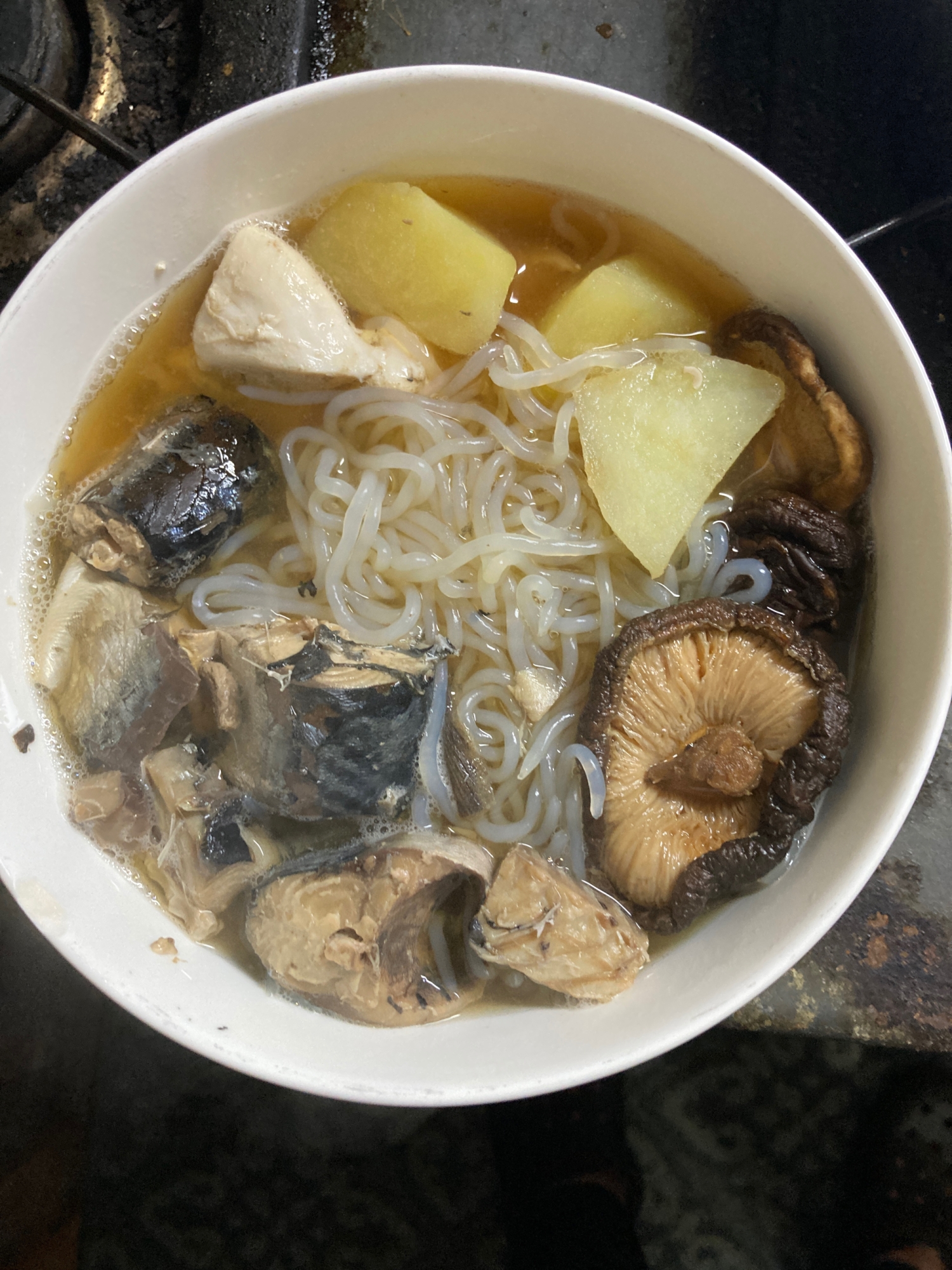 簡単時短　サバ缶しらたき麺