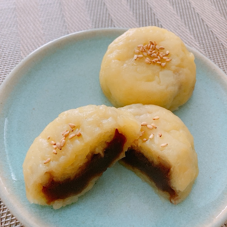 じゃがいも生地のバターミルク饅頭