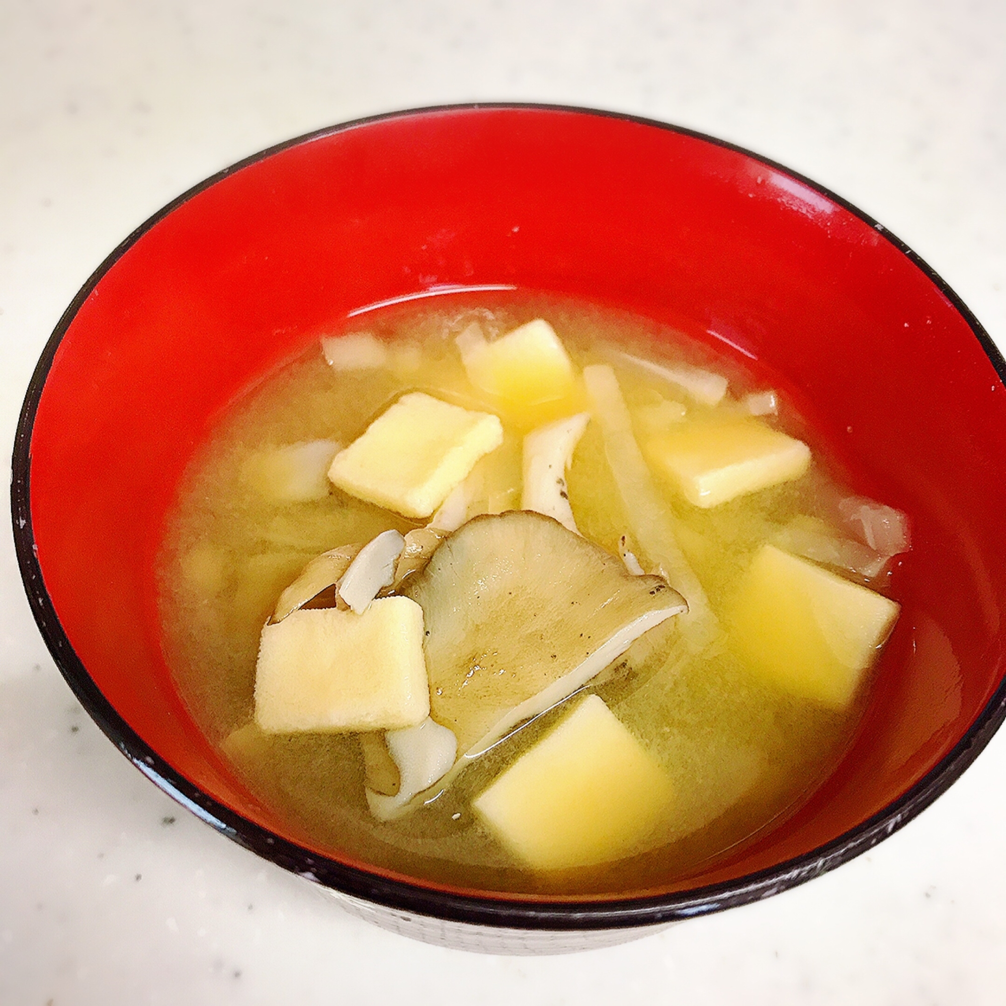 舞茸と大根の味噌汁✨高野豆腐入り