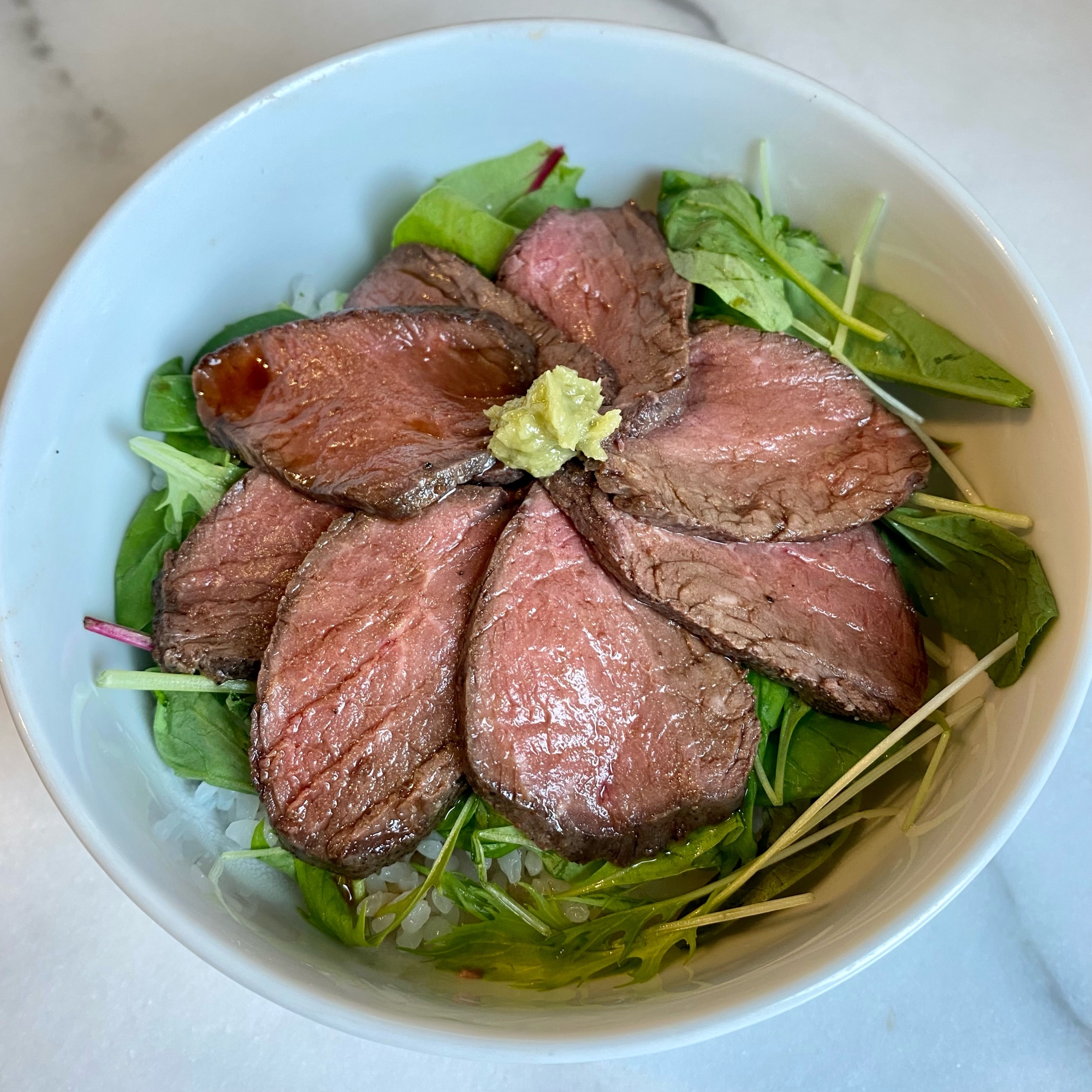 主夫がつくるロースト鹿肉丼 レシピ 作り方 By 主夫マコト 楽天レシピ 主夫がつくるロースト鹿肉丼 レシピ 作り方 By 主夫マコト 楽天レシピ