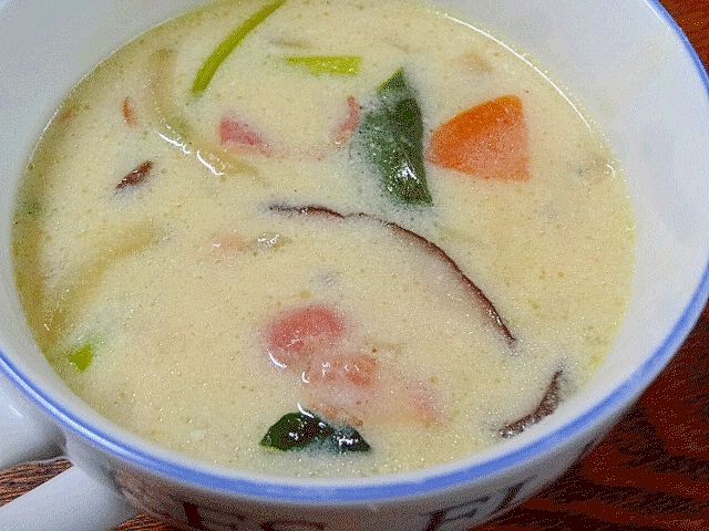 簡単スープ！「冬野菜のクリームシチュー」