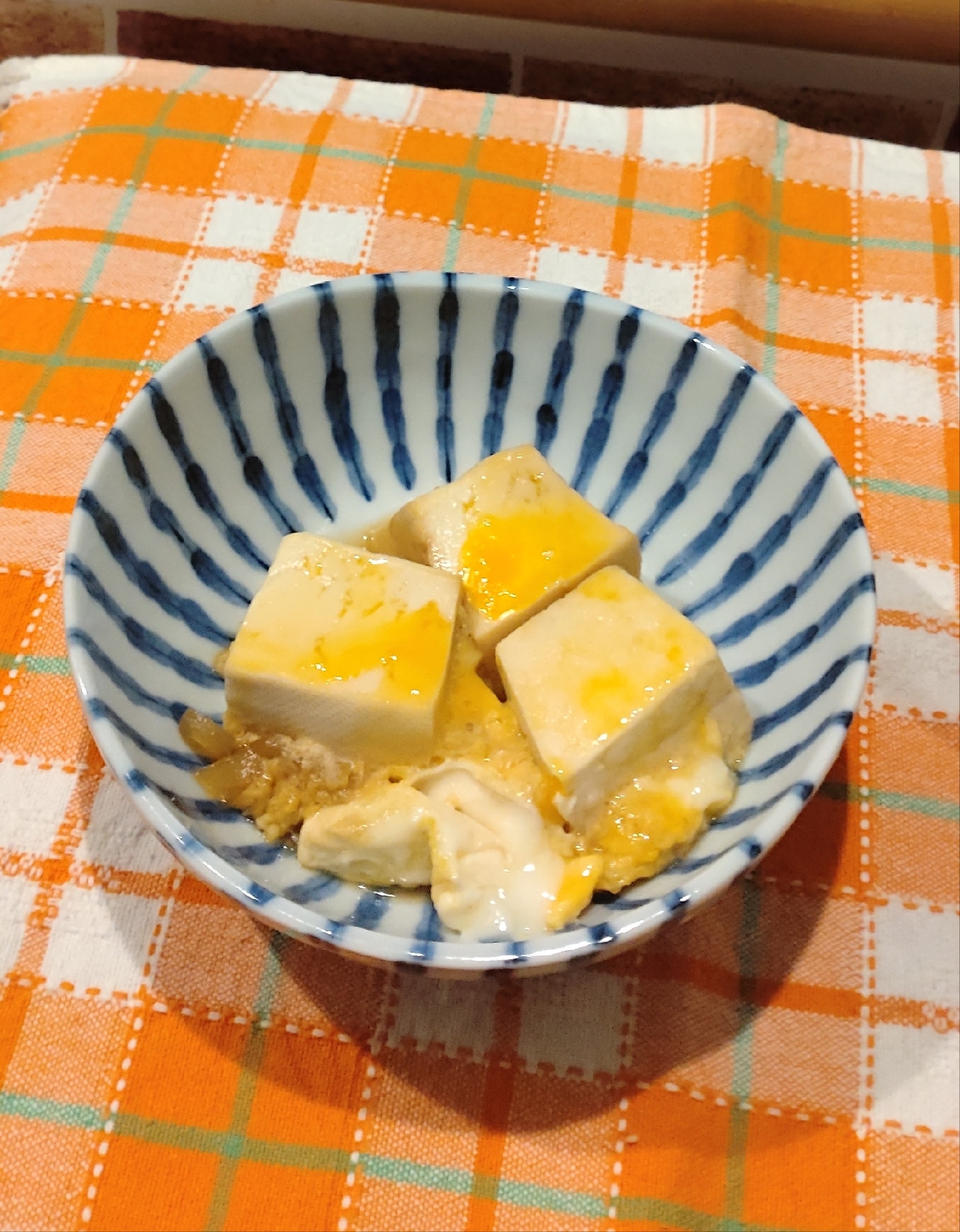 ほっこりひと皿♡豆腐と玉ねぎの卵とじ