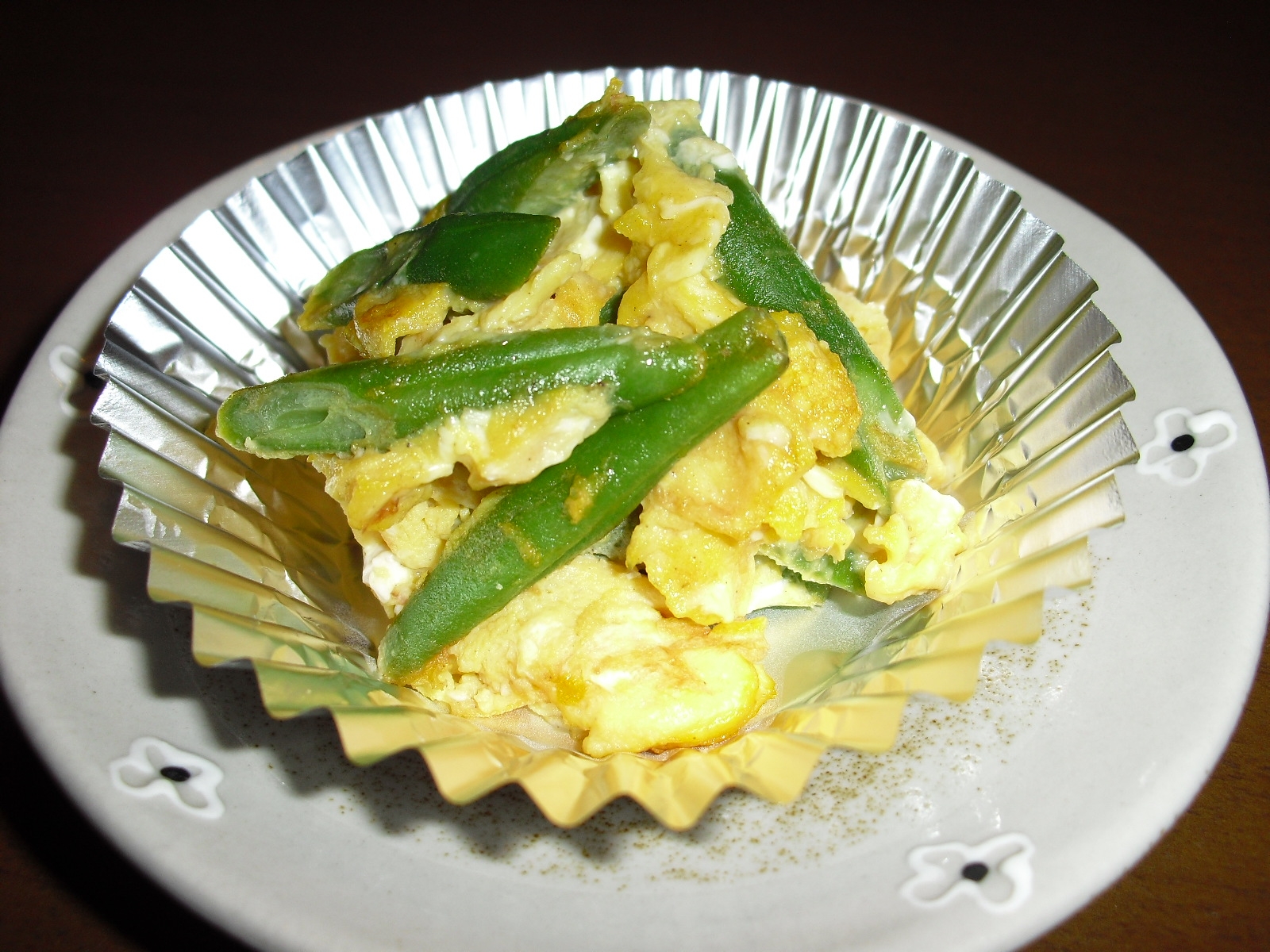 お弁当に緑と黄色♪我が家の“いんげんと卵の炒め物”